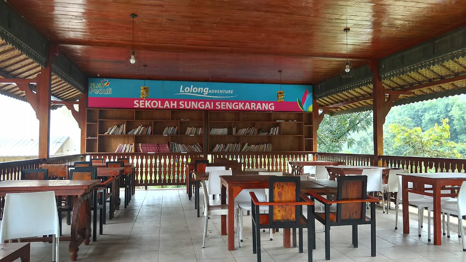 AULA
